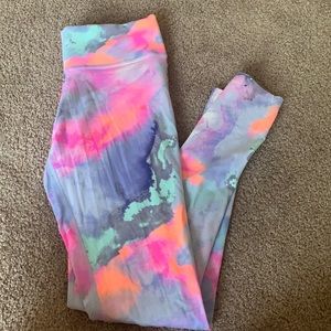 Victoria Secret Pink leggings! Super fun and cute!